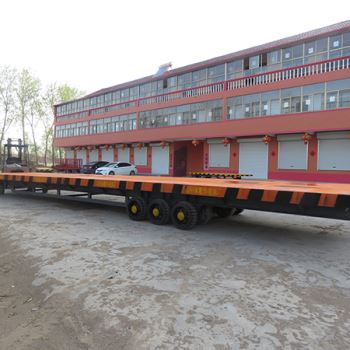 大型平板拖挂车